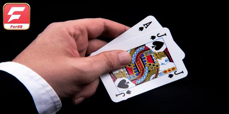 Hướng dẫn chia bài xì dách